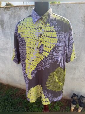 PreOwned Manuhealii Hawaiian Print Multicolored Men's XL